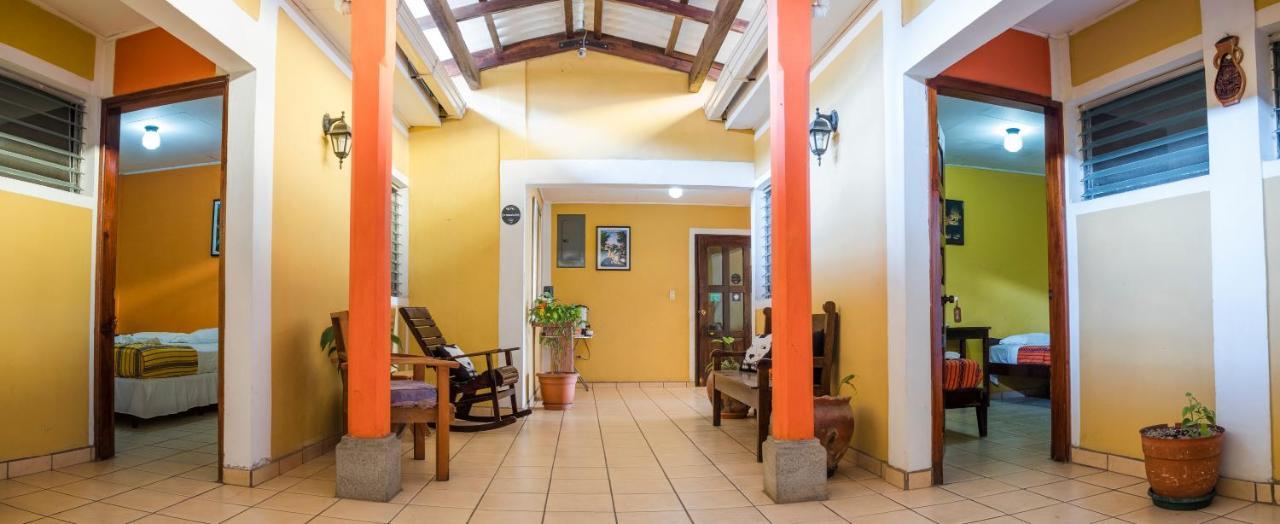 Berakah B&B- Central Park Copán エクステリア 写真