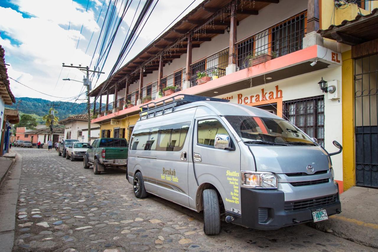 Berakah B&B- Central Park Copán エクステリア 写真